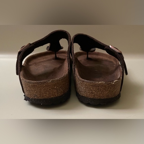 Birkenstock flip flops size 38 (7-7.5) in brown - Picture 3 of 6